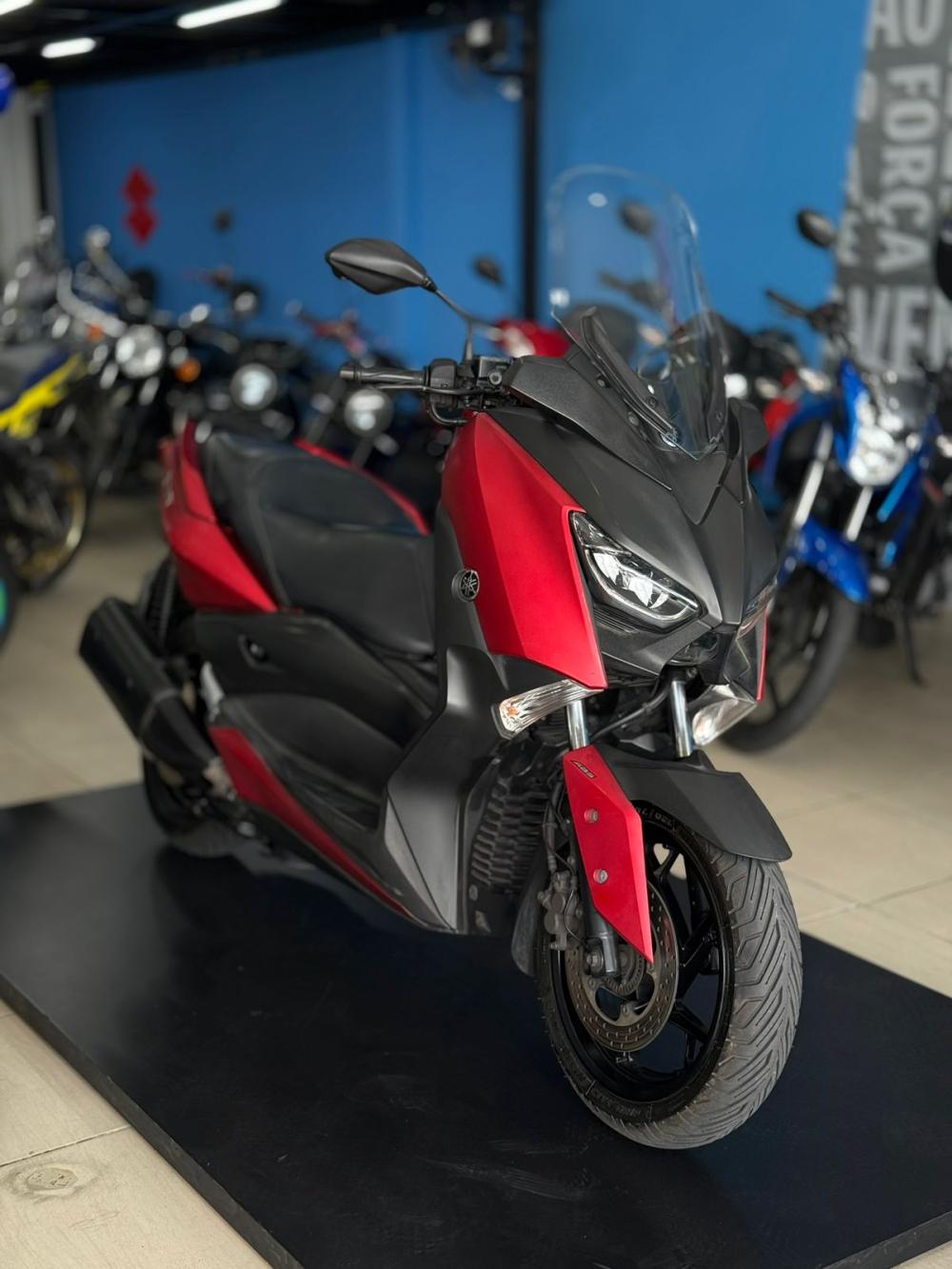 YAMAHA XMAX 250 20/2021